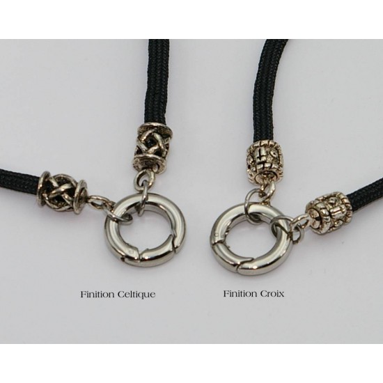 Medieval pendant cord necklace